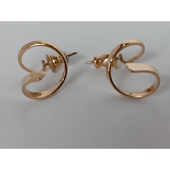 MONET Vintage 1” Gold Tone Swirl Drop Earrings - Picture 3 of 13